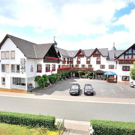 Hotel - Restaurant Berghof Berghausen  ภายนอก รูปภาพ